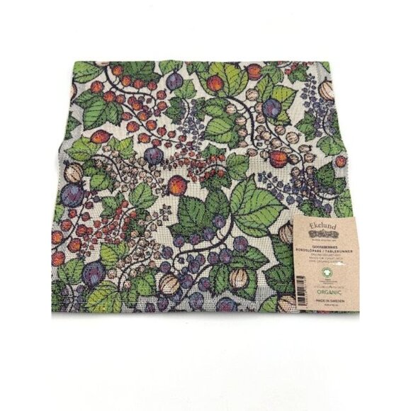 NWT Ekelund Organic Cotton Table Runner w/Colorful Berry & Leaf Design - Picture 1 of 3